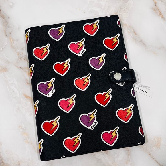 NWT COACH NOTEBOOK with Heart Bolt Print - Picture 1 of 4
